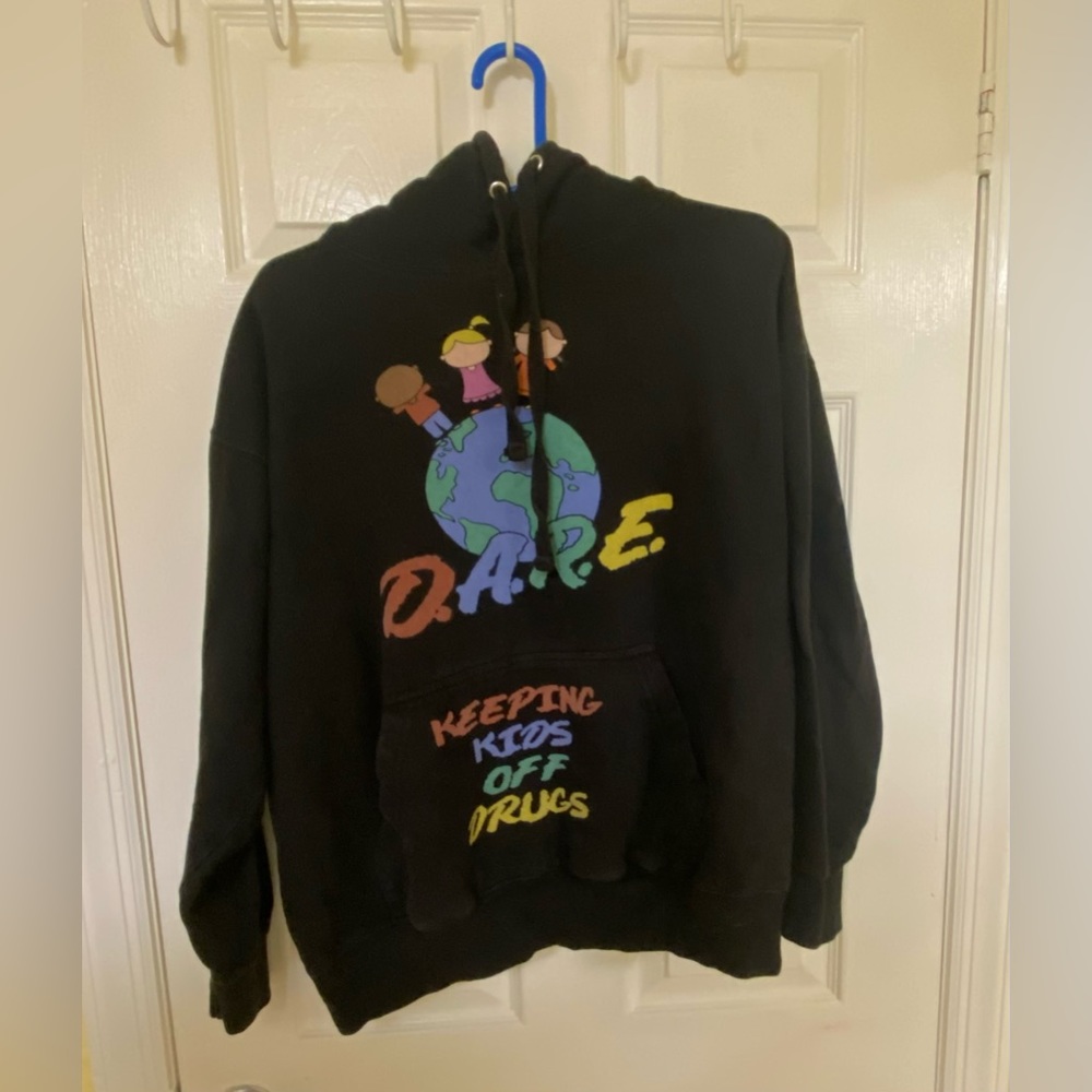 Black hoodie from Pacsun, L